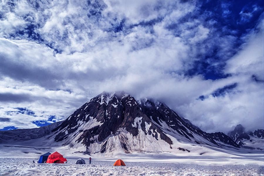 Snow Lake / Biafo Hisper La Trek